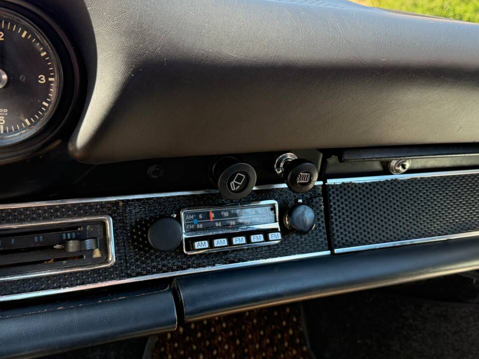 Afbeelding 13/49 van Porsche 911 2.2 T (1969)