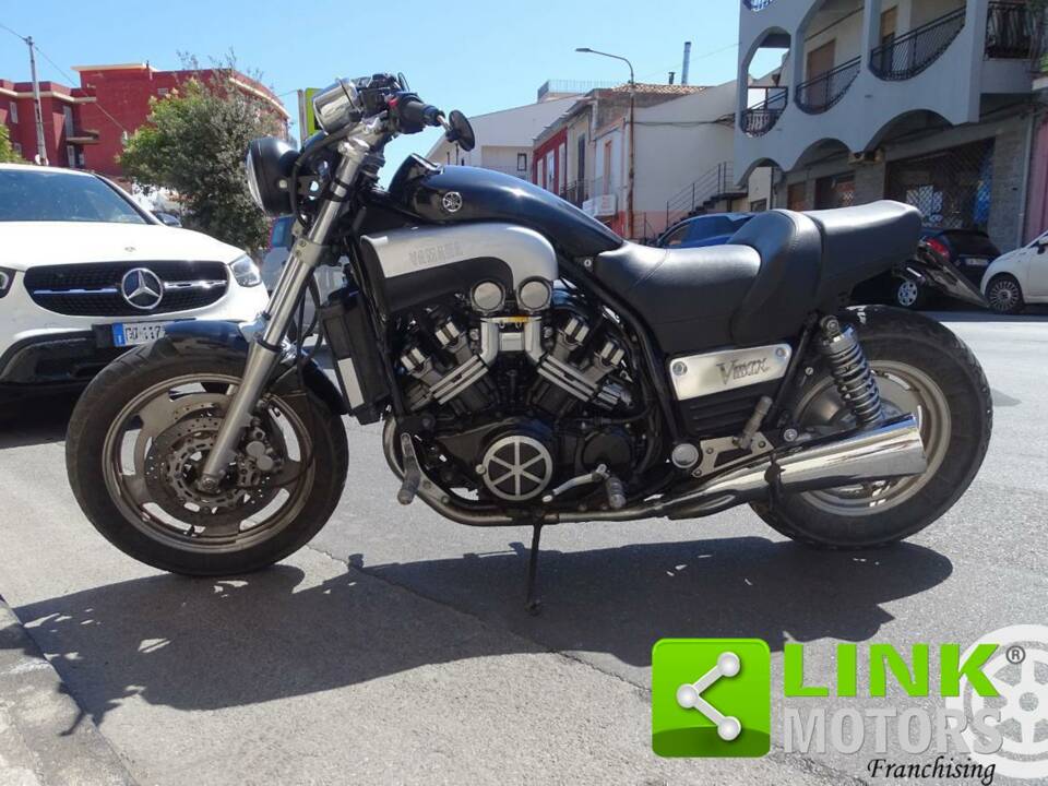 Imagen 4/10 de Yamaha DUMMY (1998)