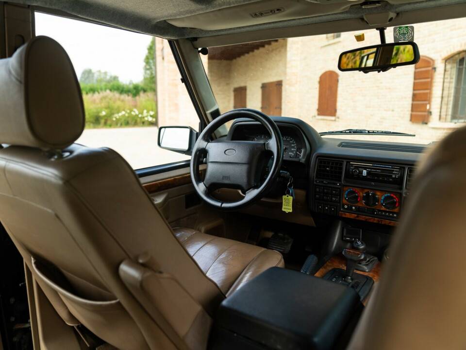 Image 36/50 of Land Rover Range Rover 4.2 LSE (1994)
