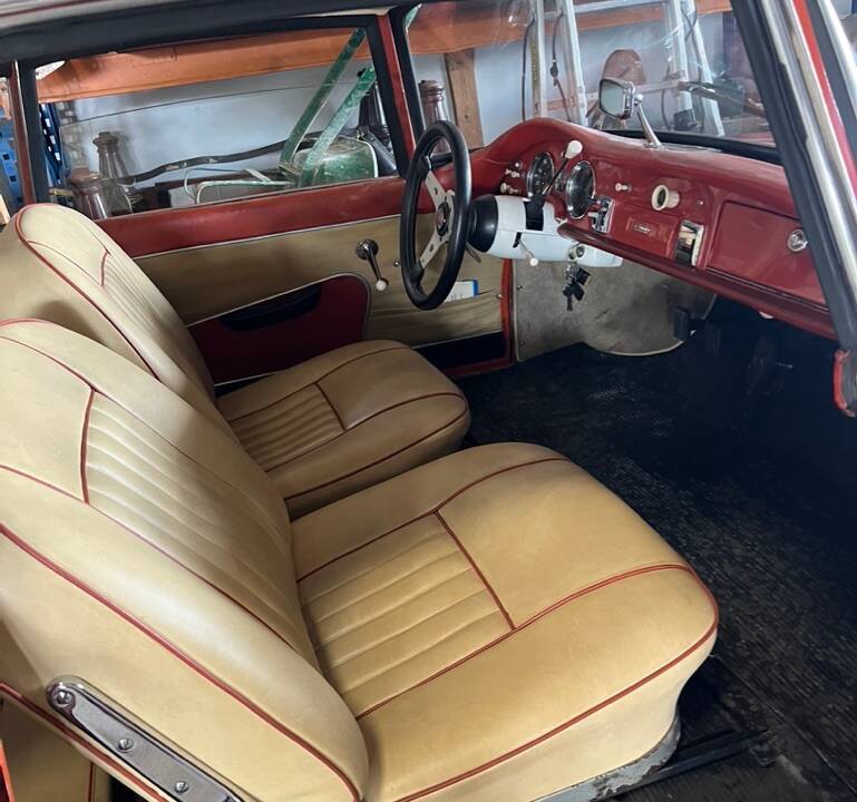 Image 3/5 of Auto Union 1000 Sp Fissore (1959)