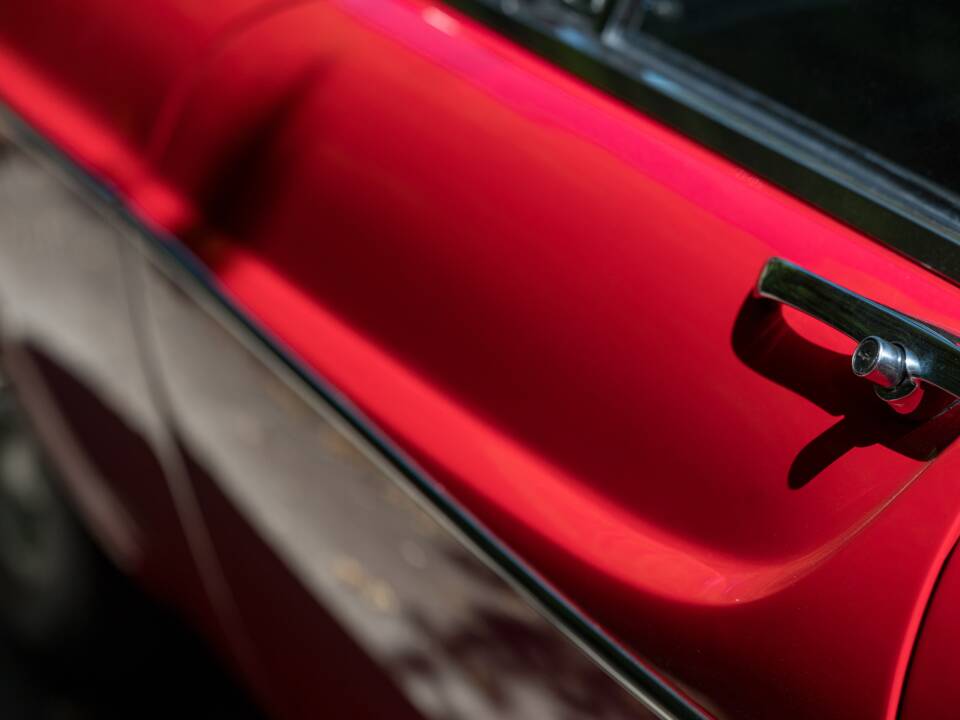 Image 23/50 of Volvo 1800 S (1968)