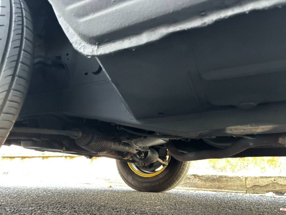 Image 22/55 de Peugeot 504 GL (1979)