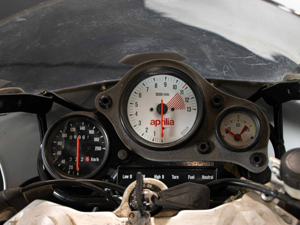 Bild 40/42 von Aprilia AF1 Futura Sport Pro 125 (1990)