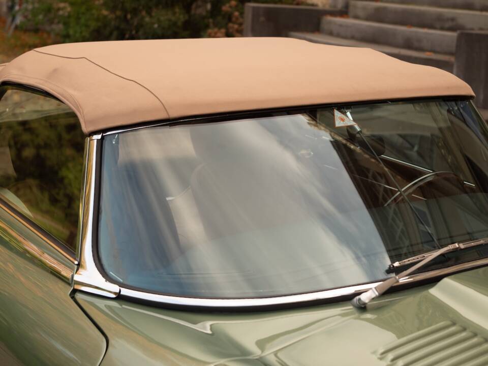 Bild 79/84 von Jaguar E-Type V12 (1973)