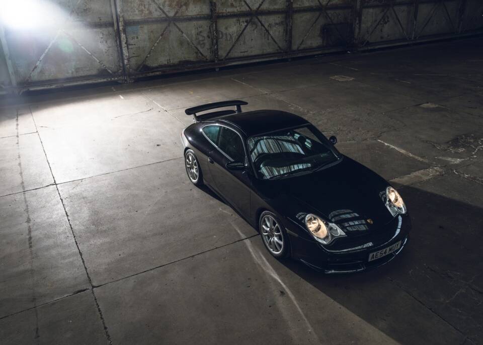 Image 15/54 de Porsche 911 GT3 (2005)