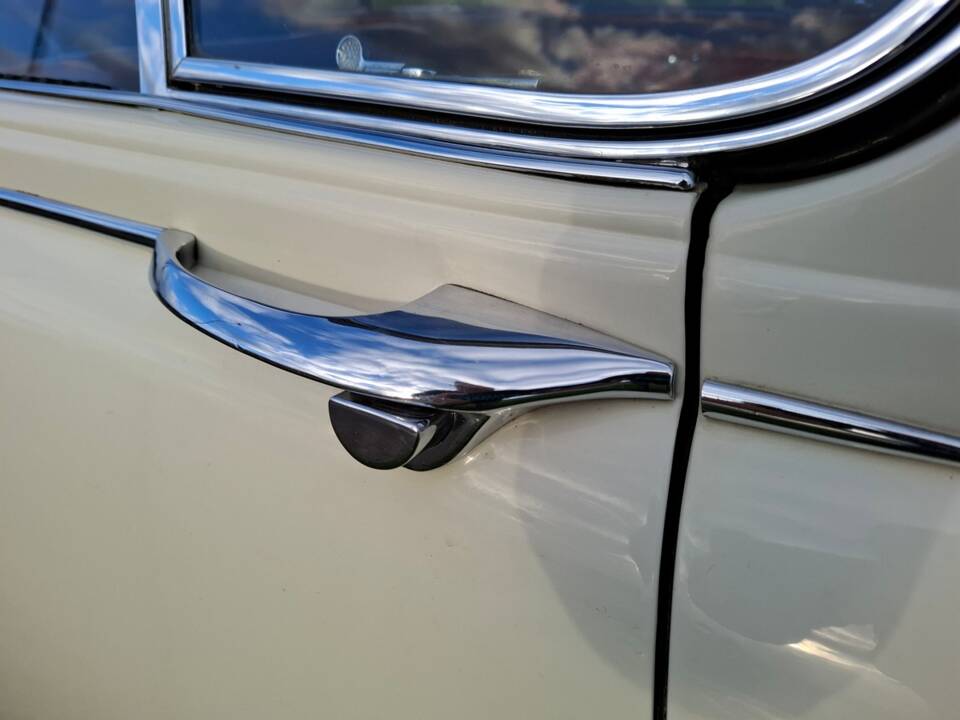 Image 59/68 de Jaguar Type S 3.4 (1964)