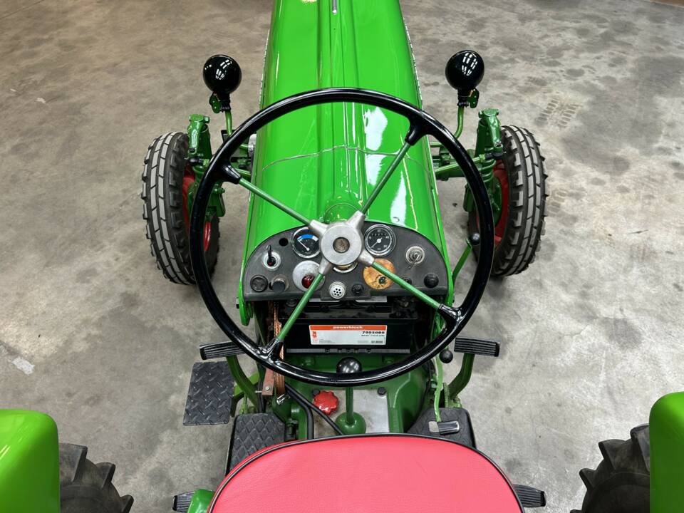 Image 21/50 de Porsche-Diesel P 133 (1956)