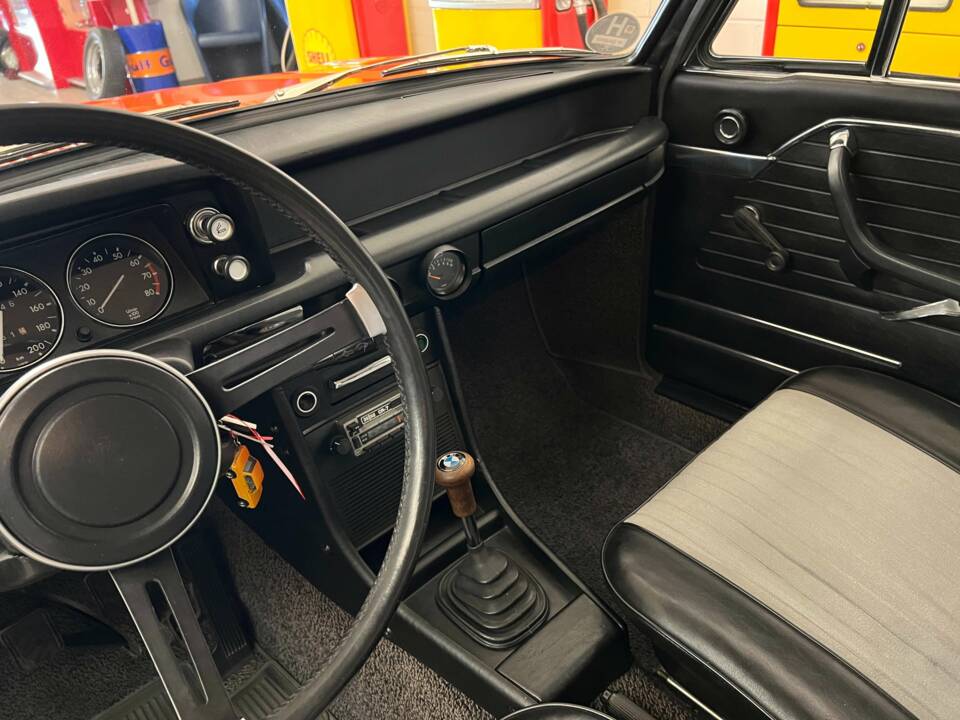 Image 9/18 of BMW 2002 (1971)