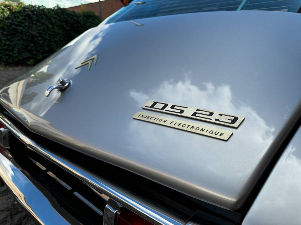 Image 22/68 of Citroën DS 23 Pallas IE (1973)