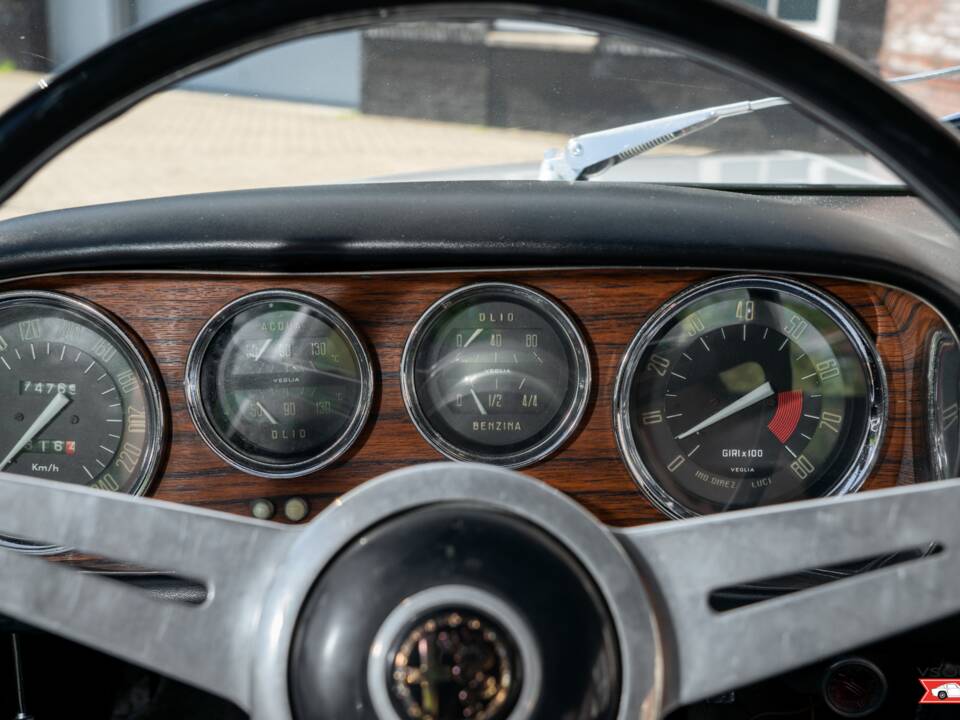 Bild 19/38 von Alfa Romeo 2600 Sprint Zagato (1968)
