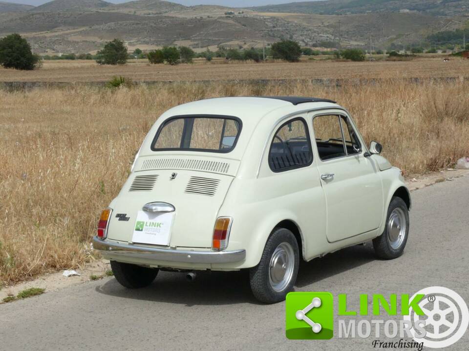 Image 5/10 de FIAT 500 L (1971)