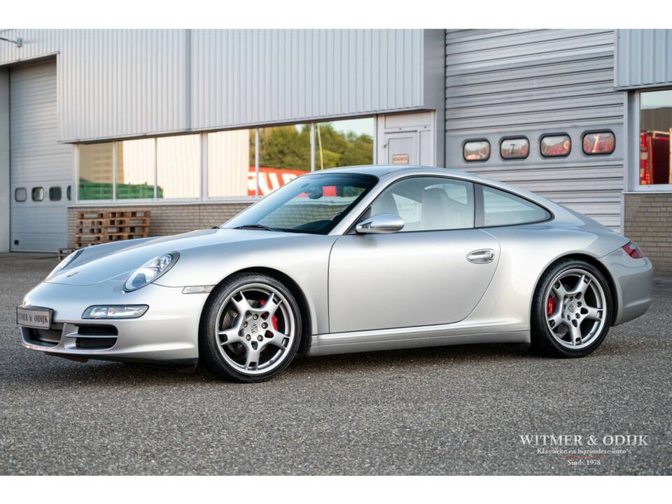Afbeelding 16/45 van Porsche 911 Carrera 4S (2006)