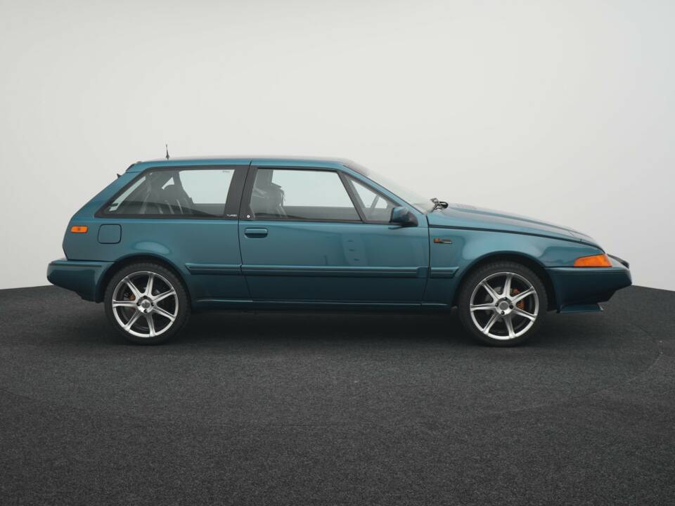 Image 12/42 of Volvo 480 Turbo (1992)