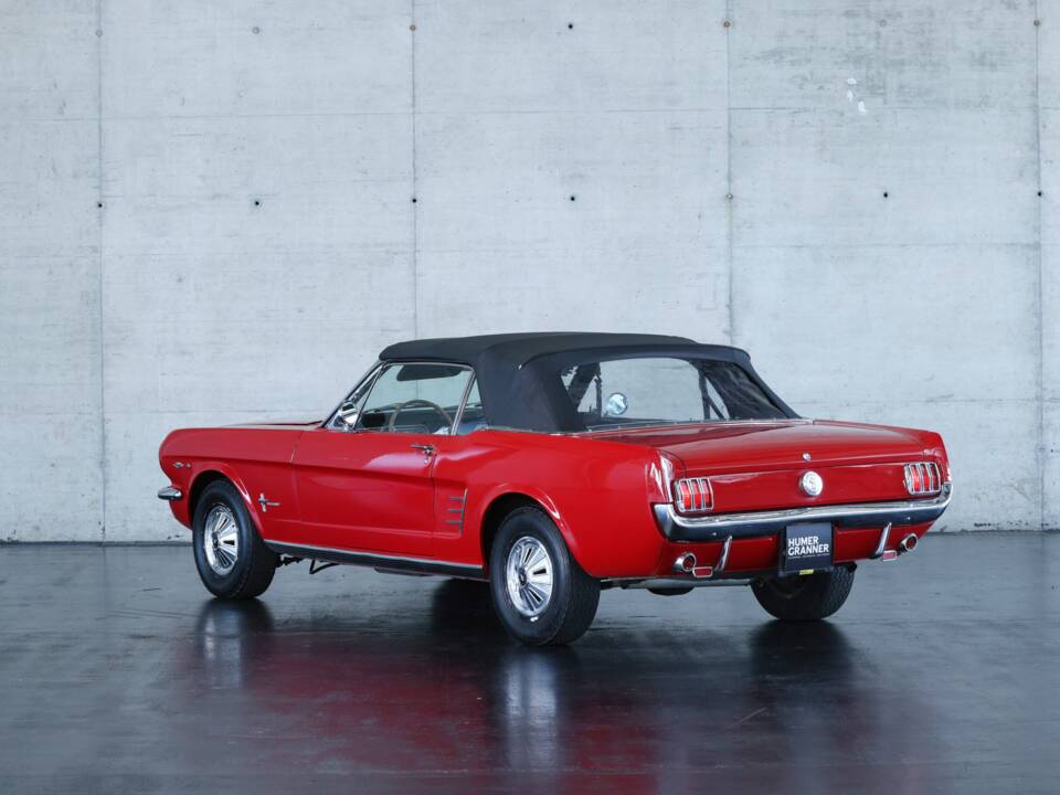 Immagine 2/50 di Ford Mustang 289 (1965)