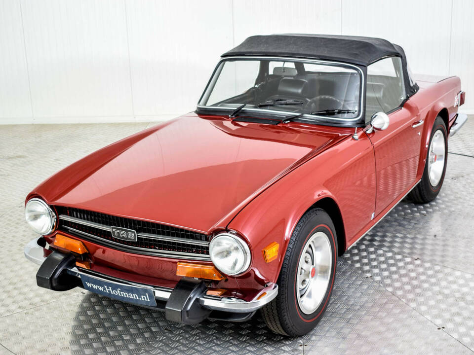Image 36/50 de Triumph TR 6 (1974)