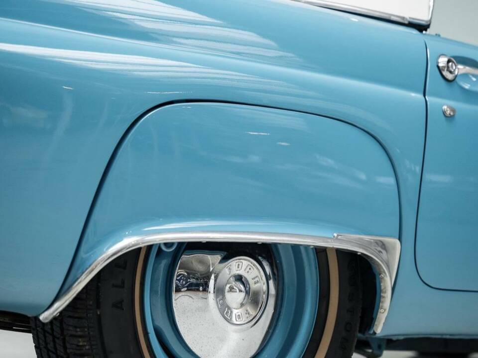 Image 19/41 of Ford Thunderbird (1956)