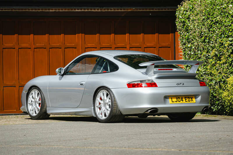 Image 4/36 of Porsche 911 GT3 (2004)