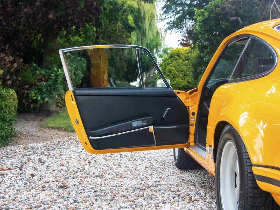 Imagen 11/18 de Porsche 911 Carrera RS 2.7 (Sport) (1973)