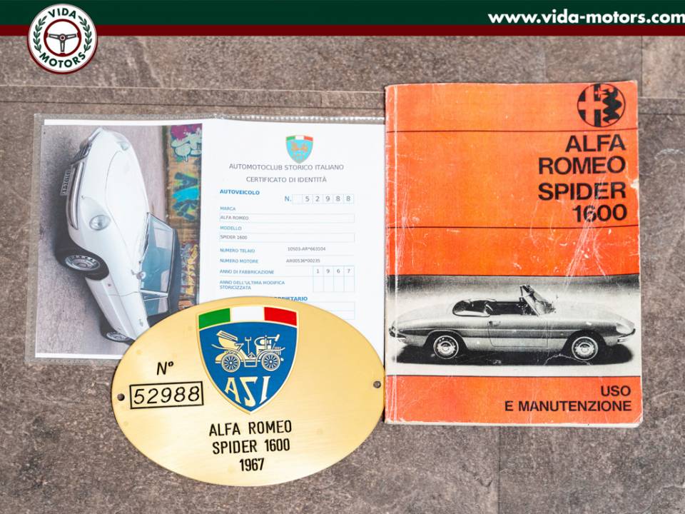 Image 41/41 of Alfa Romeo 1600 Spider Duetto (1967)