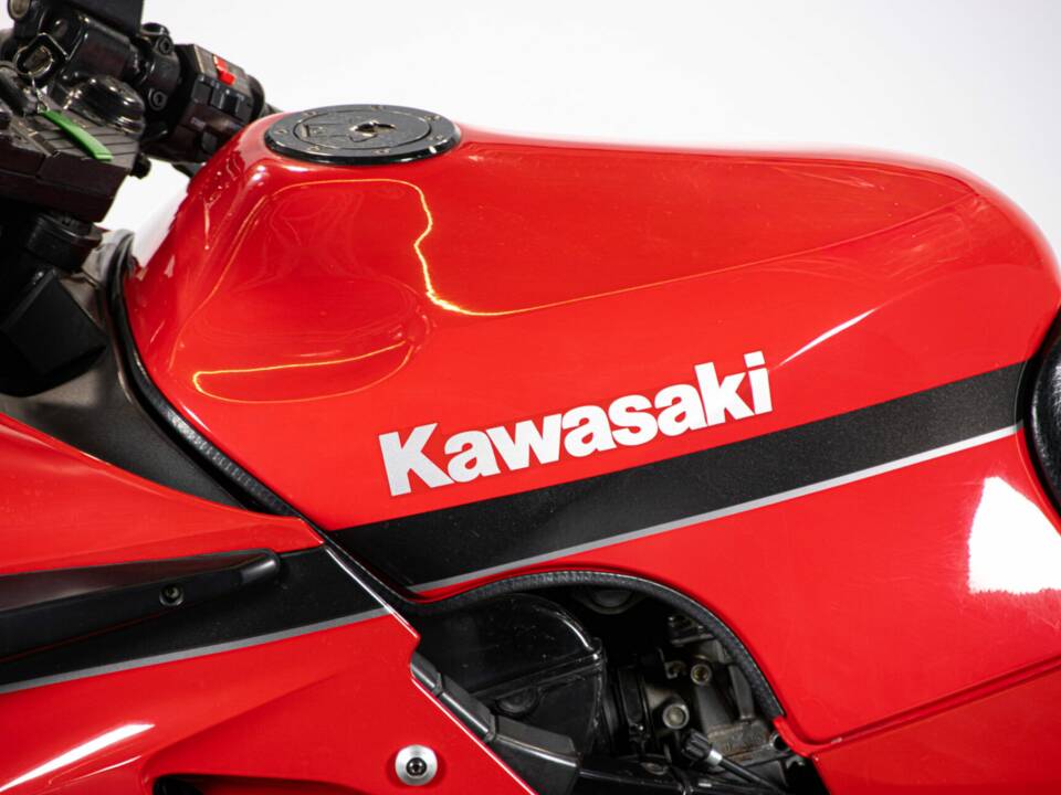 Imagen 14/47 de Kawasaki GPz 1000RX (1986)
