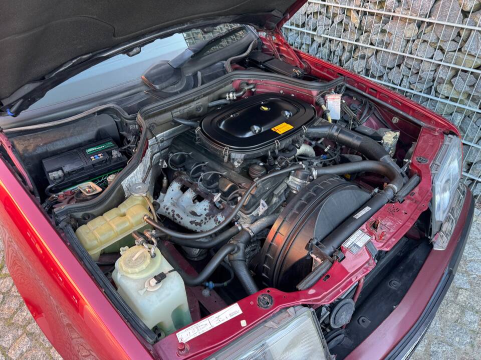Immagine 62/75 di Mercedes-Benz 230 E (1992)