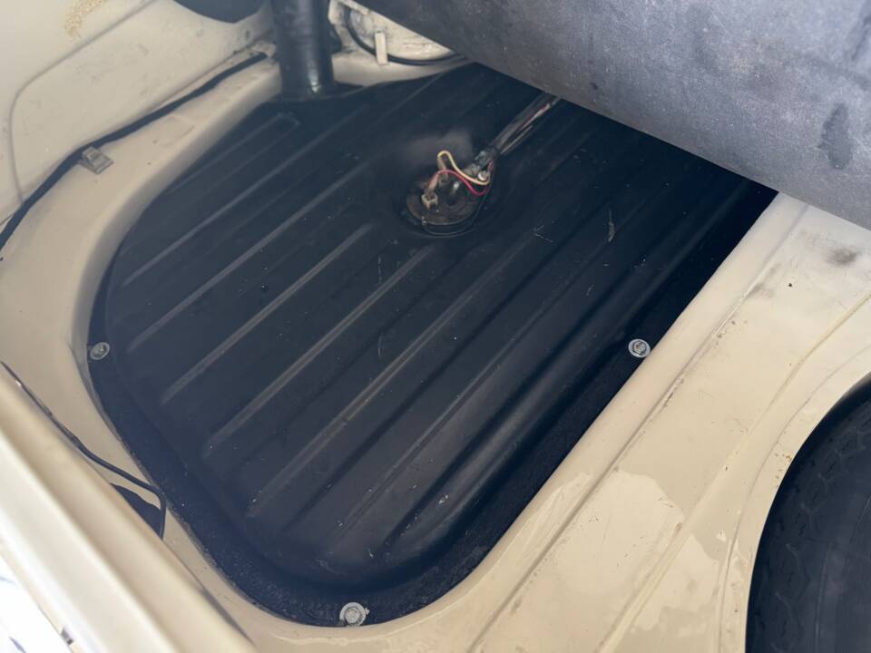 Image 26/47 of Alfa Romeo Giulia 1600 TI (1963)