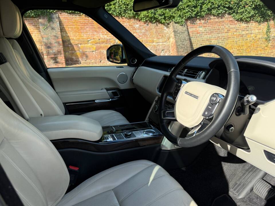 Bild 15/35 von Land Rover Range Rover Vogue TDV6 (2015)
