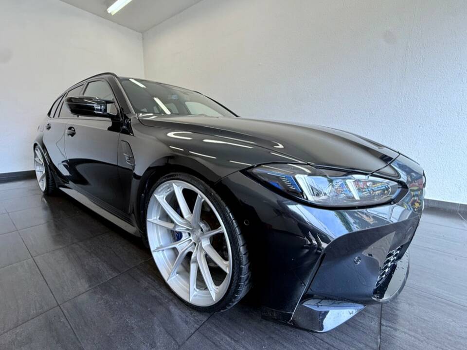 Image 3/34 of BMW M3 Competition Touring xDrive (2025)