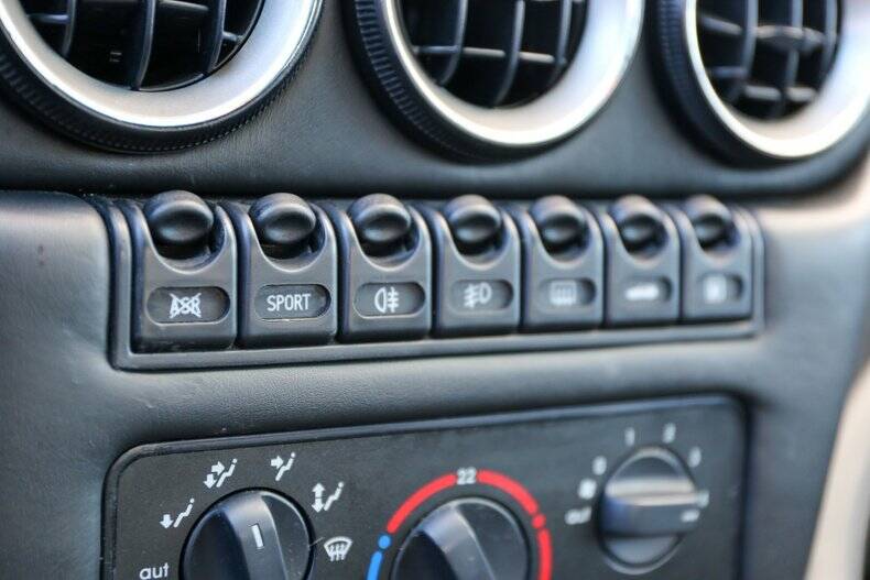 Image 9/49 of Ferrari 550 Maranello (1998)