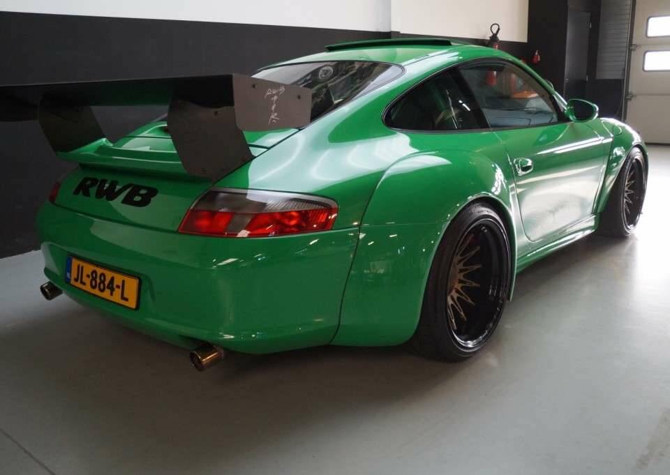 Bild 40/50 von Porsche 911 Carrera 4 RWB (1999)