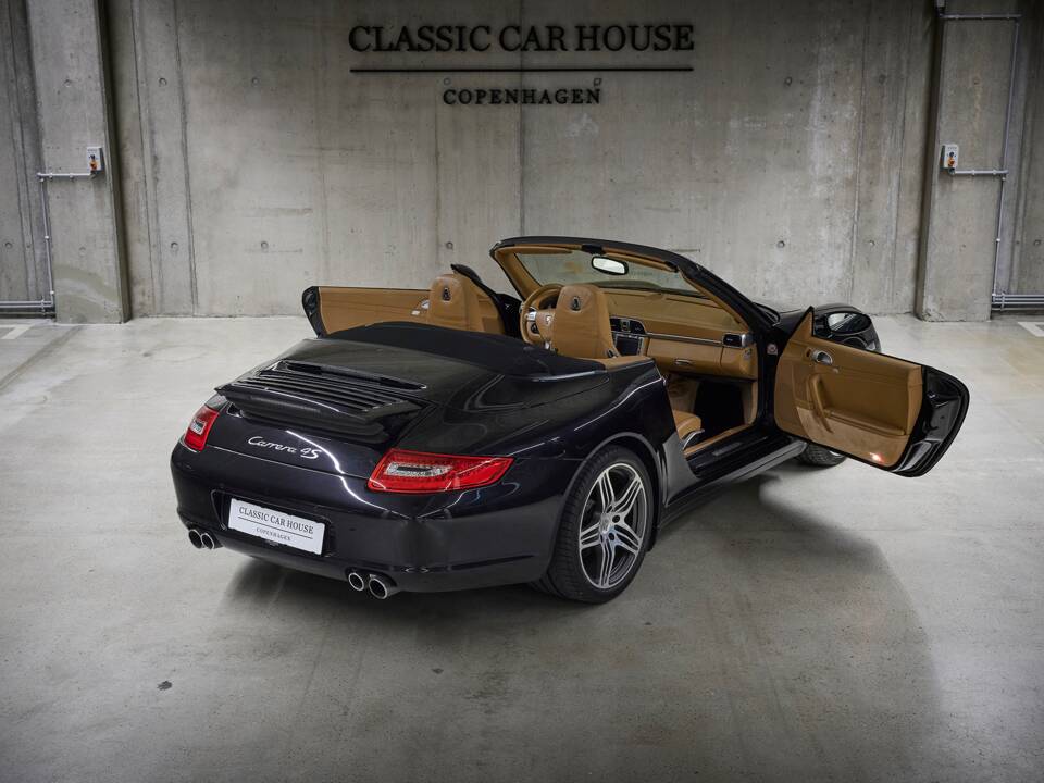 Bild 18/78 von Porsche 911 Carrera 4S (2006)
