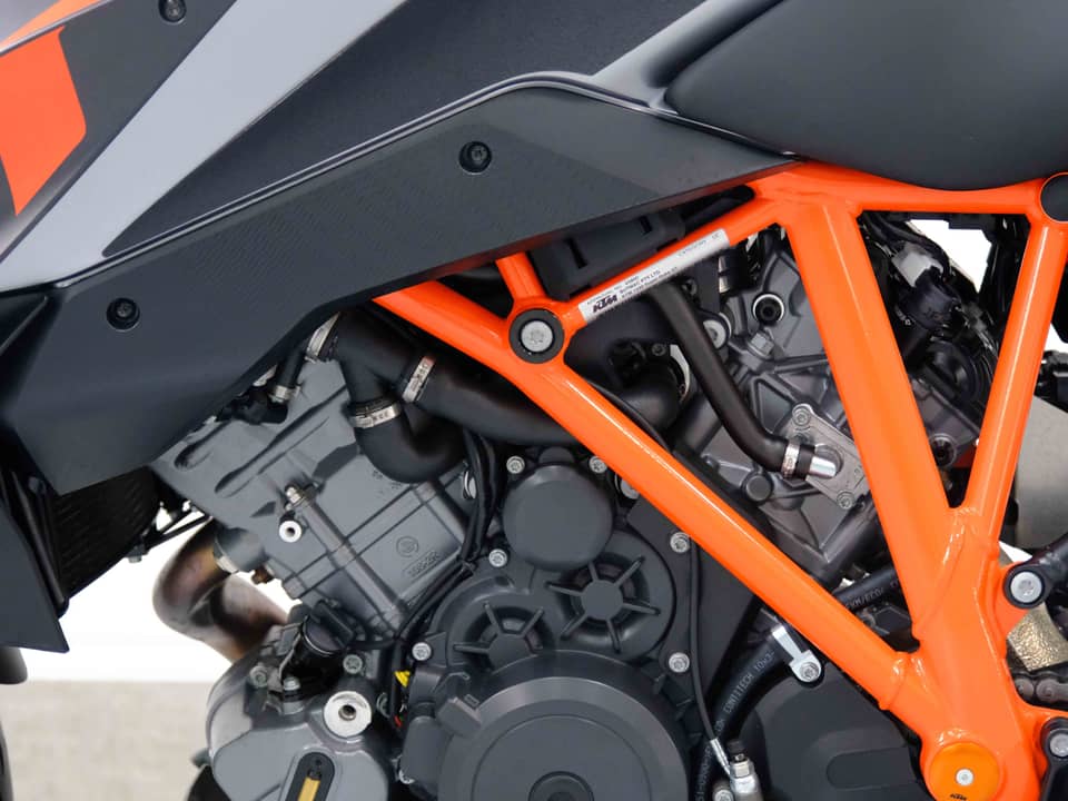 Image 56/99 de KTM 1290 Super Duke R (2018)