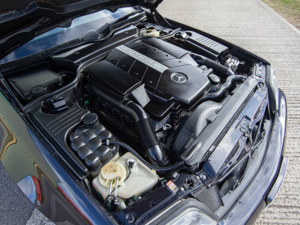 Bild 24/26 von Mercedes-Benz SL 500 (1999)
