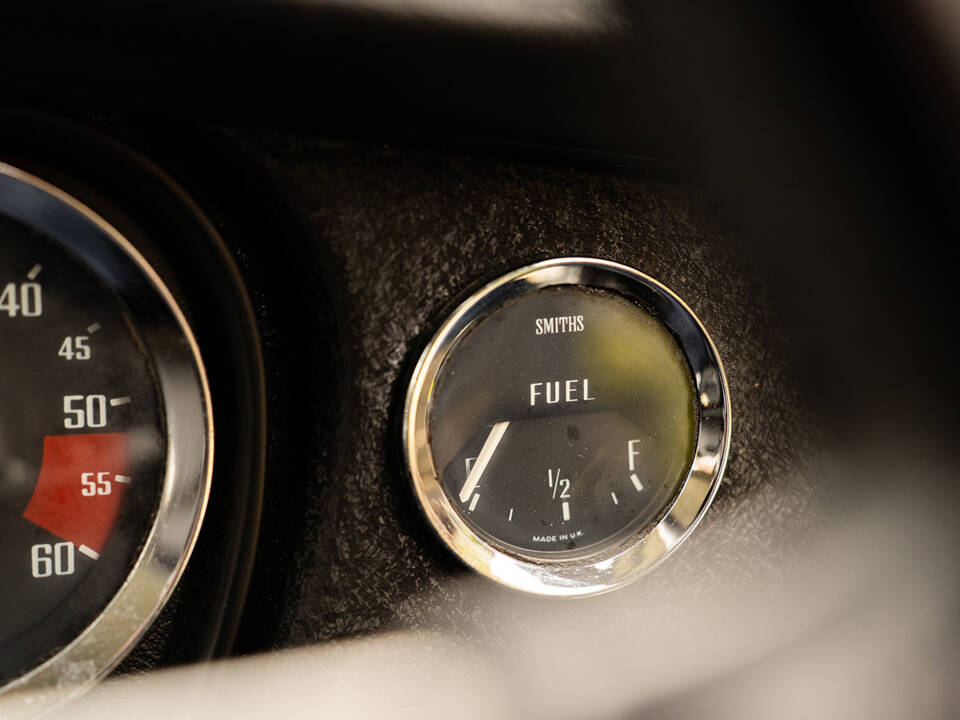 Bild 67/93 von MG MGB GT V8 (1974)