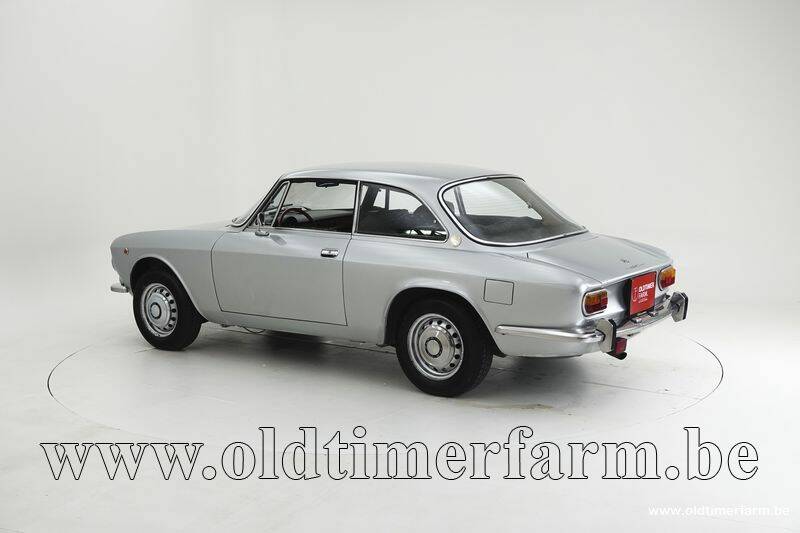 Bild 4/15 von Alfa Romeo 1750 GT Veloce (1971)