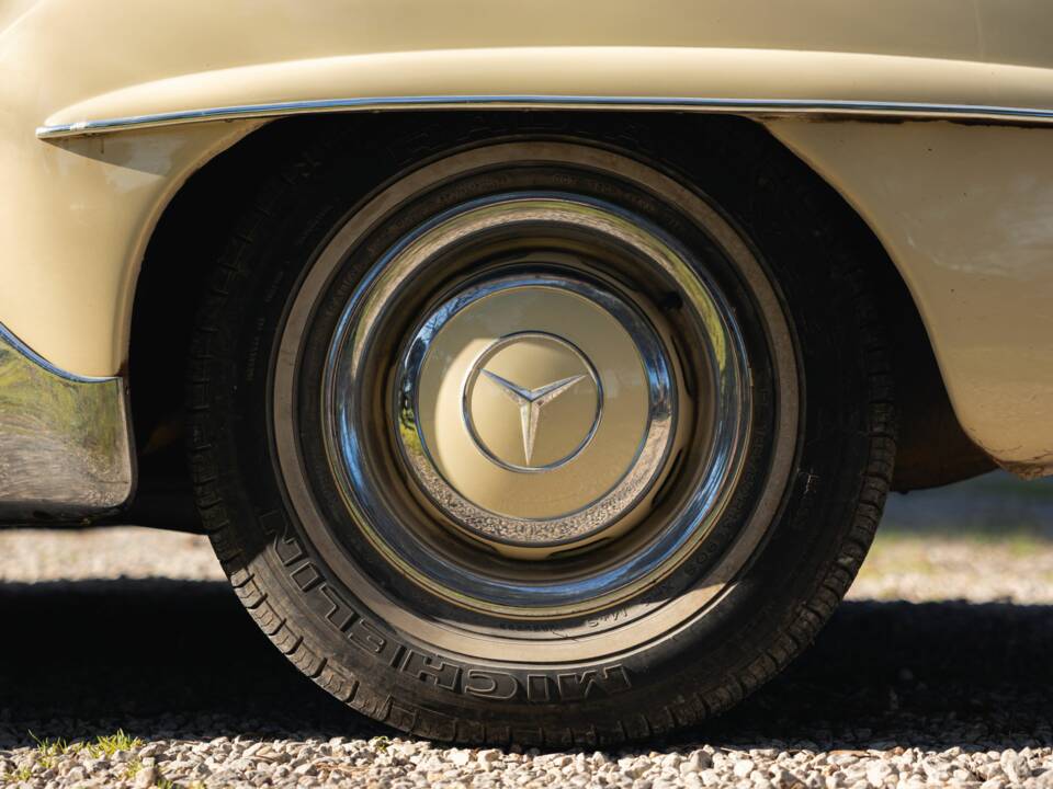 Bild 27/45 von Mercedes-Benz 190 SL (1959)