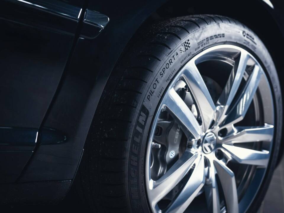 Image 5/15 of Volkswagen Phaeton W12 (2010)