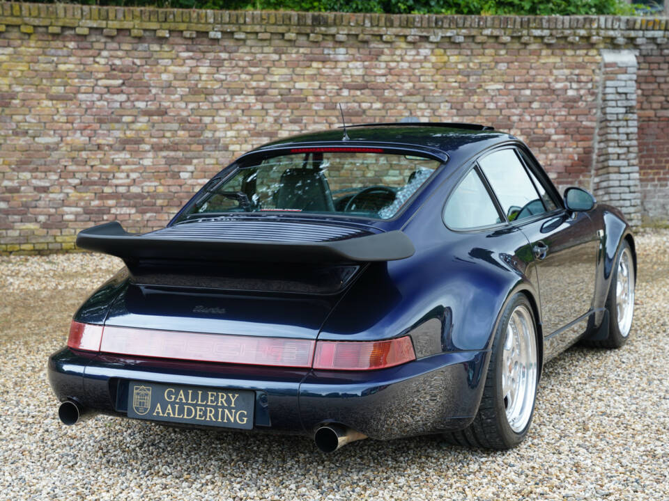 Immagine 41/50 di Porsche 911 Turbo 3.3 (1991)