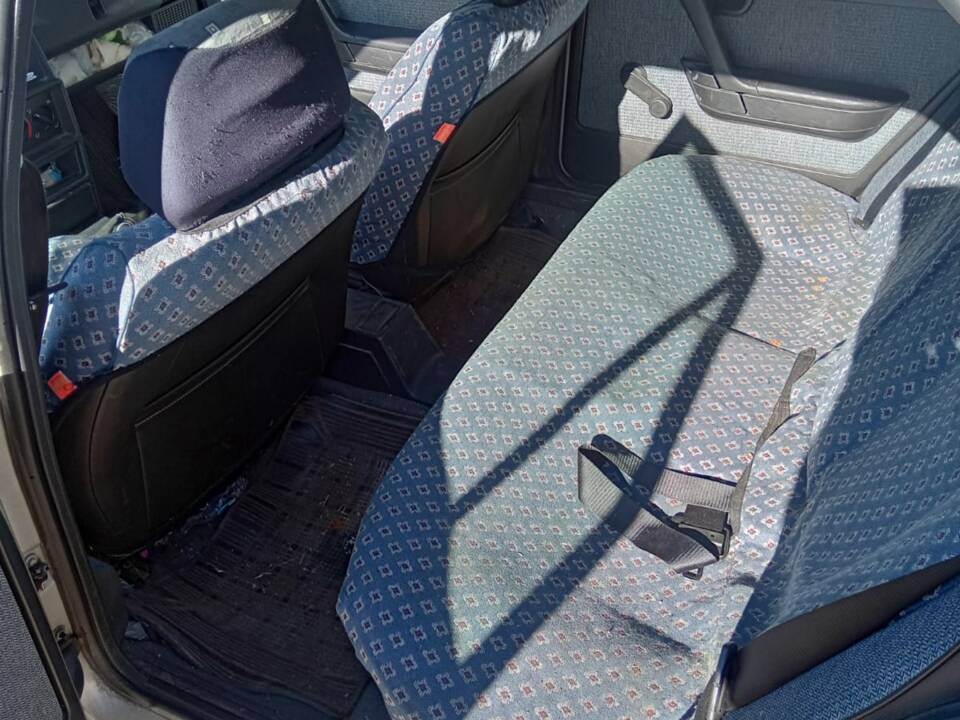 Image 9/12 of Alfa Romeo 33 - 1.3 (1990)