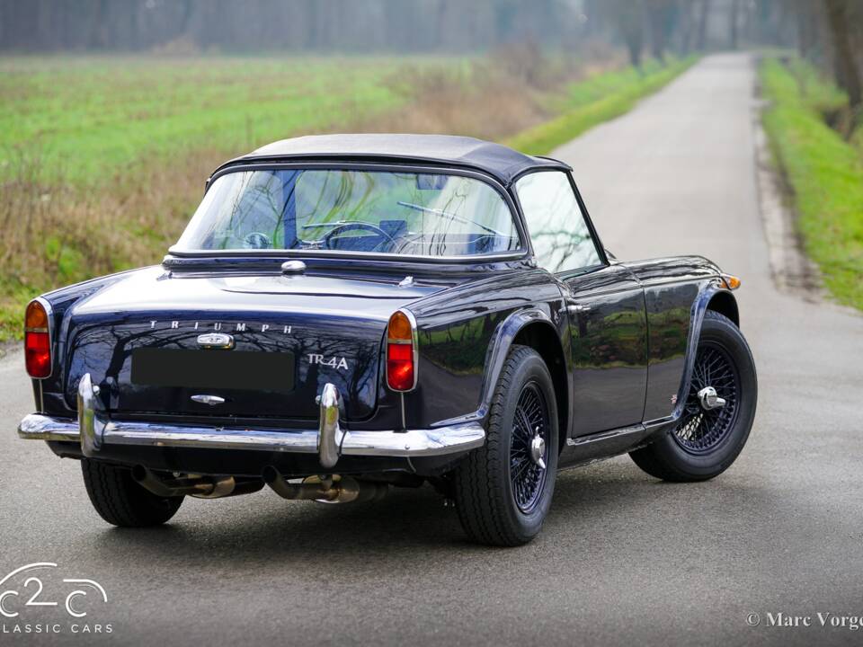 Image 36/45 of Triumph TR 4A (1966)