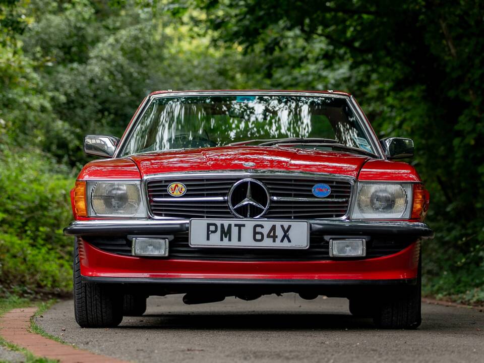 Image 4/25 de Mercedes-Benz 280 SL (1981)