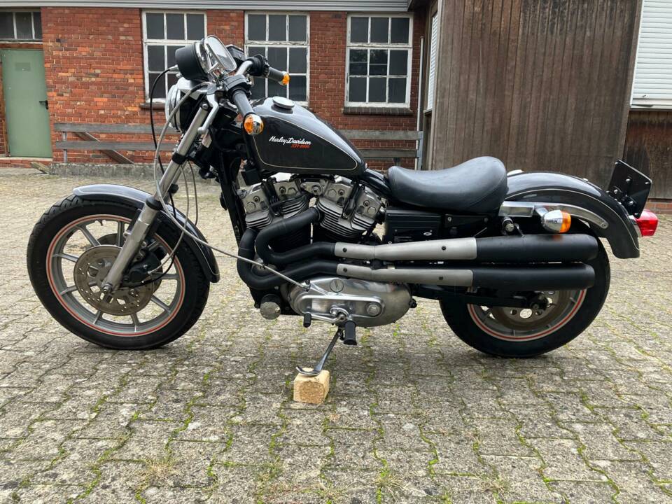 Immagine 2/15 di Harley-Davidson XR 1000 (1983)