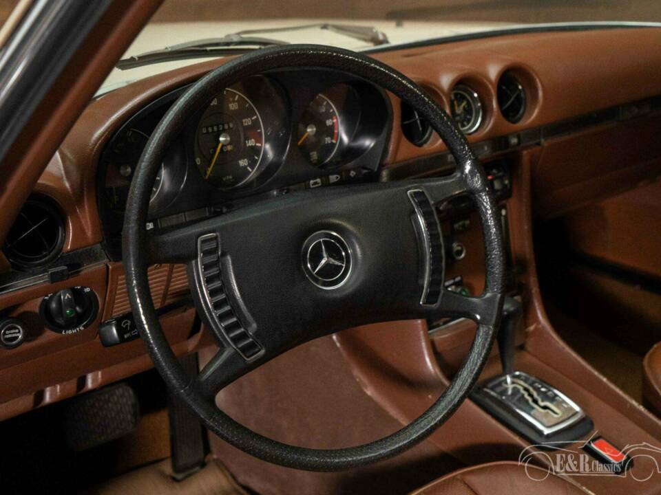 Image 13/19 of Mercedes-Benz 350 SL (1972)