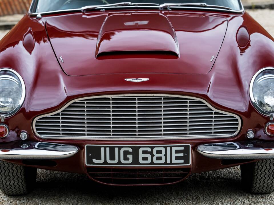 Bild 15/39 von Aston Martin DB 6 (1967)
