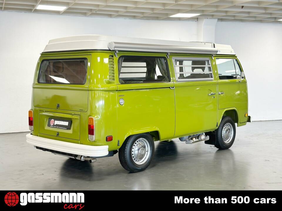 Image 9/15 of Volkswagen T2b Westfalia (1977)