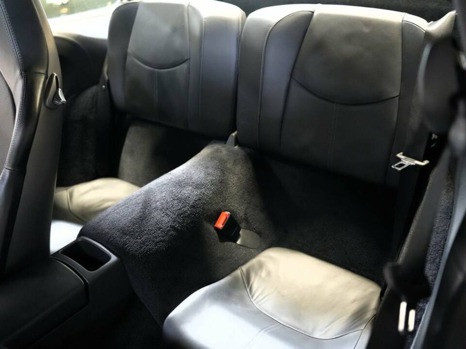 Image 11/15 of Porsche 911 Carrera S (2004)