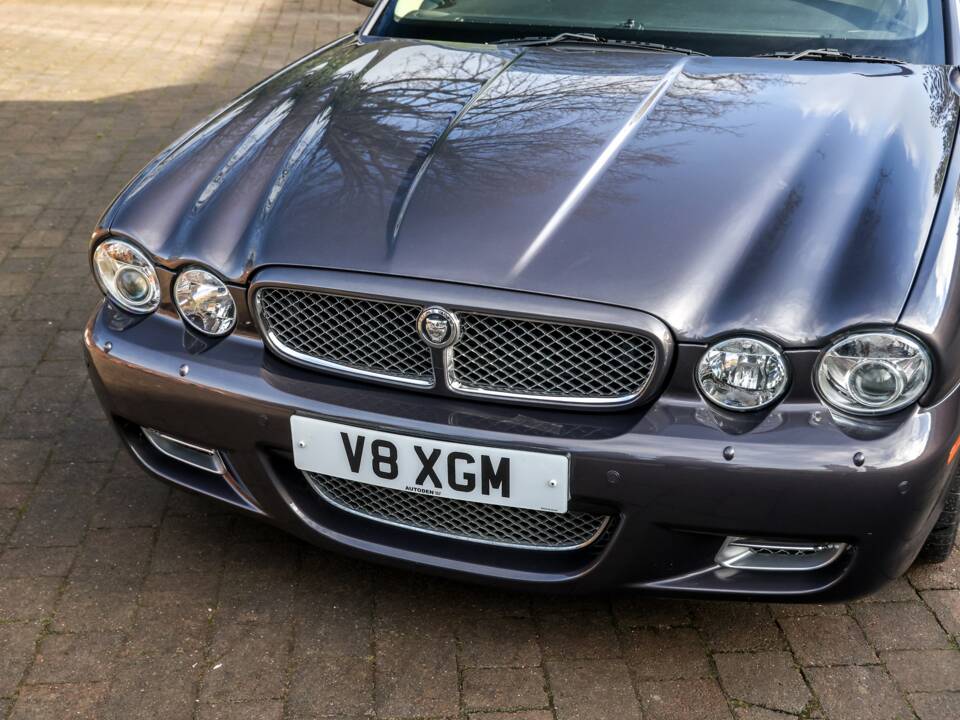 Afbeelding 19/41 van Jaguar XJR (2008)