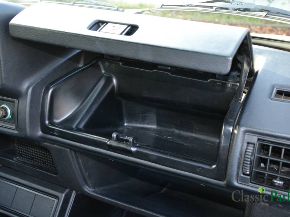 Image 41/50 de Volkswagen Golf Mk I 1.5 (1983)