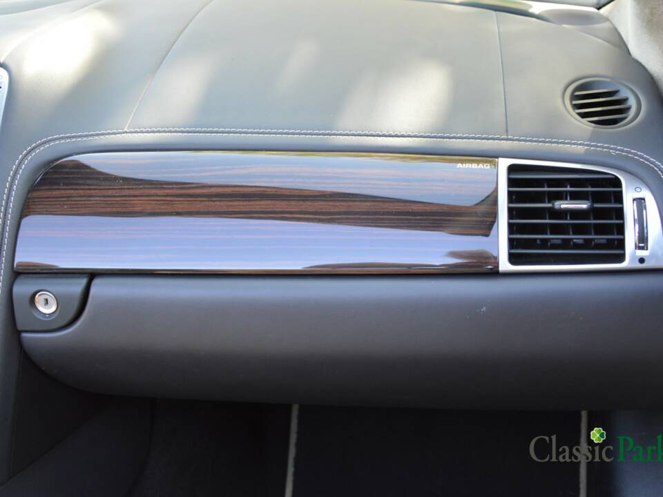 Image 49/50 de Jaguar XK (2012)