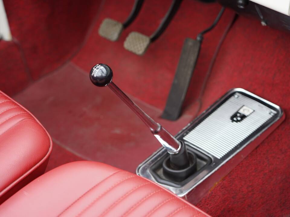 Image 6/16 de Opel Rekord 6 Deutsch (1965)